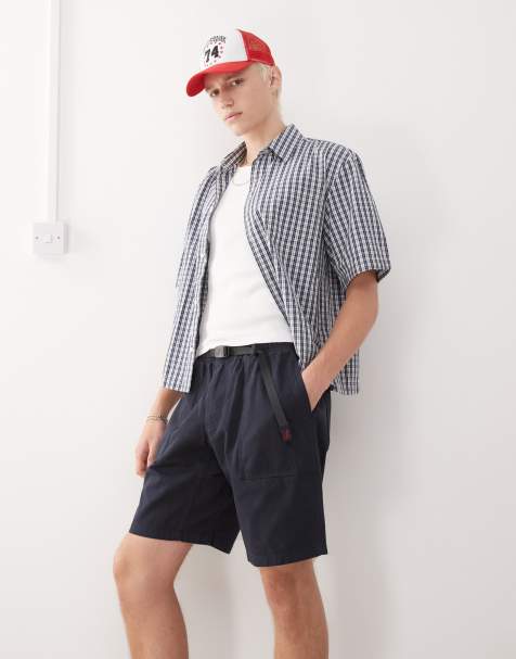 Pantalones cortos azul marino con detalles rugosos de Gramicci - view 1
