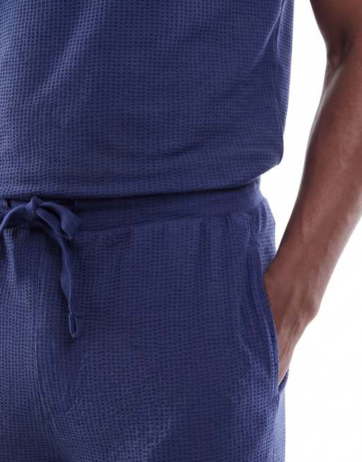 Pantalones cortos azul marino de punto gofrado de ONLY & SONS (parte de un conjunto), 2 de 5