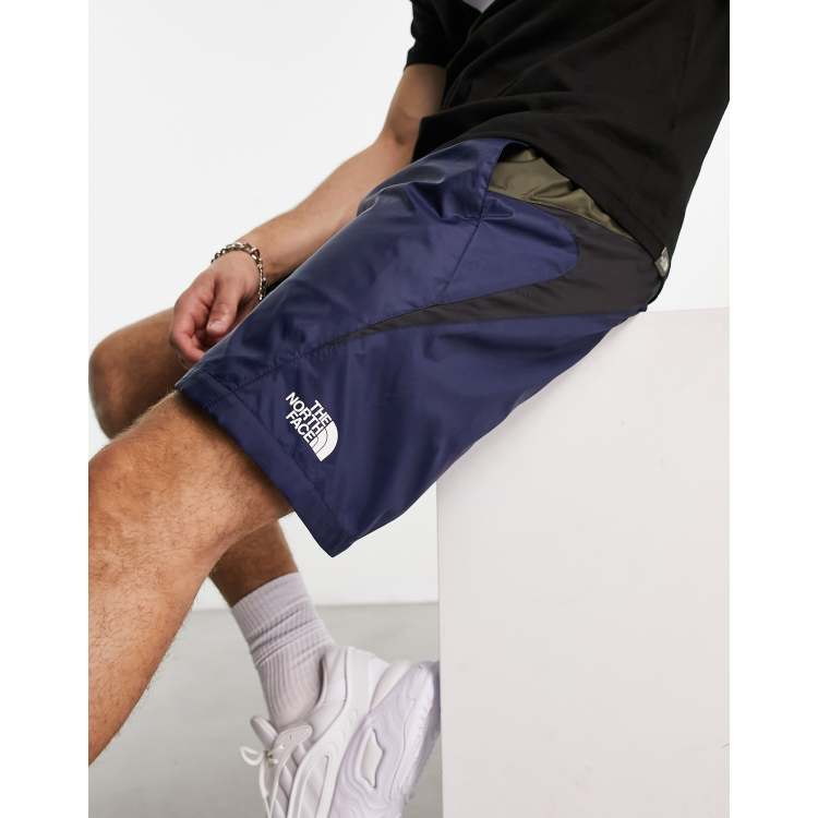 Pantalones cortos azul marino y caqui con cintur n TNF X de The