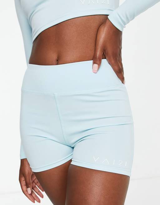 Pantalones cortos azul pastel ajustados de VAI21 (parte de un conjunto)