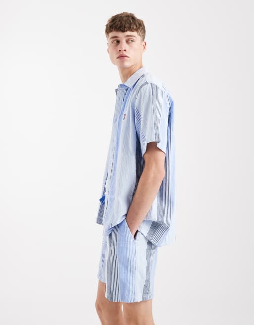 Pantalones cortos azules a rayas de tejido texturizado de Tommy Jeans (parte de un conjunto), 3 de 5