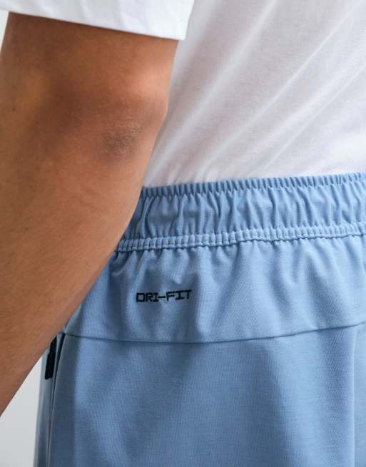 Pantalones cortos azules Tech Shori de Nike, 4 de 7
