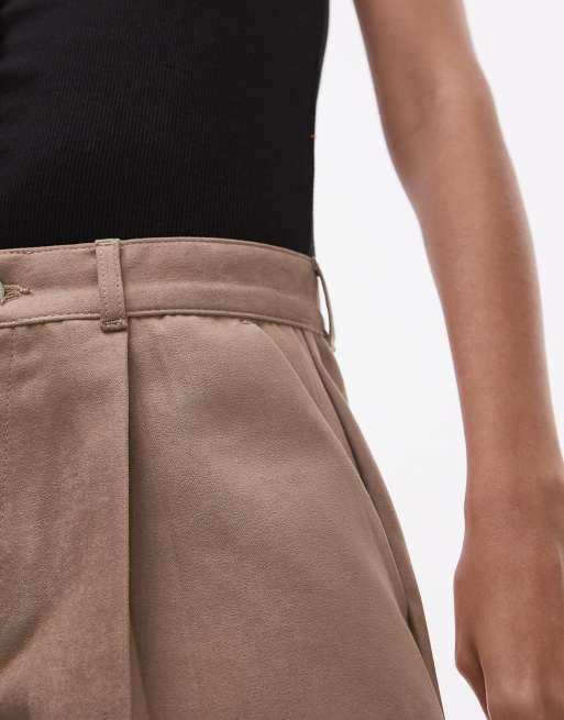 Pantalones cortos beis claro estilo bermudas de antelina de Topshop, 4 de 5