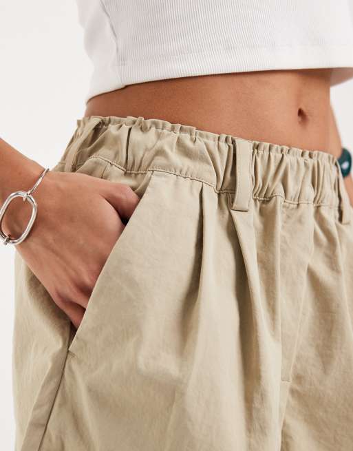 Pantalones cortos beis con cinturilla elástica de sarga de JJXX, 4 de 5
