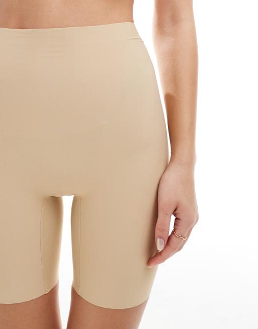 Pantalones cortos beis sin costuras de PIECES, 5 de 5