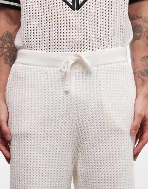 Pantalones cortos blancos con bordados de punto de Sixth June (parte de un conjunto), 5 de 5