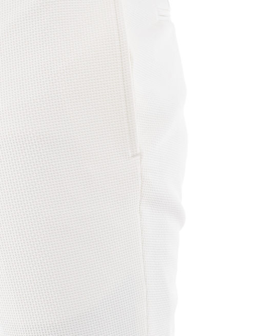 Pantalones cortos blancos con textura de punto de arroz de River Island, 4 de 5