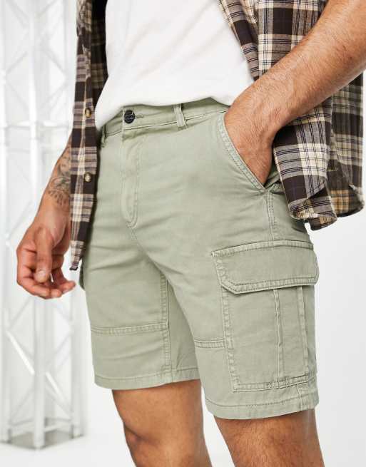 Pantalones cortos caquis cargo de corte slim de New Look