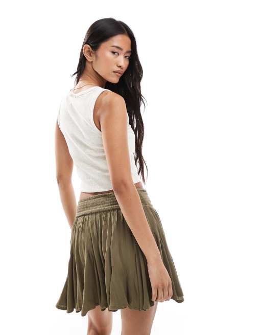 Pantalones cortos caquis con vuelo de bambula de Miss Selfridge, 4 de 5