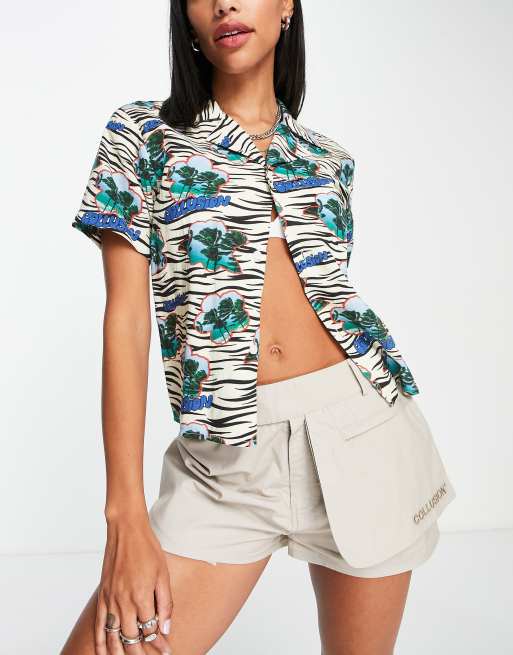 Pantalones caquis de estilo años 2000 con panel en la delantera de nailon de COLLUSION | ASOS