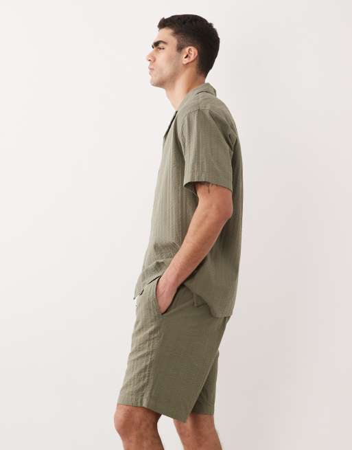 Pantalones cortos caquis de tejido texturizado de Jack & Jones (parte de un conjunto), 3 de 5