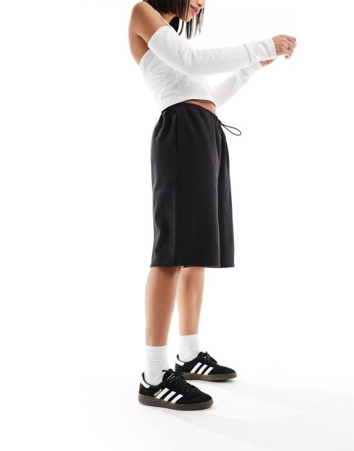 Pantalones cortos cargo en negro de ASOS DESIGN