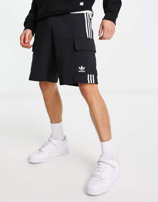 Pantalones cortos cargo negros con 3 rayas adicolor de adidas Originals 
