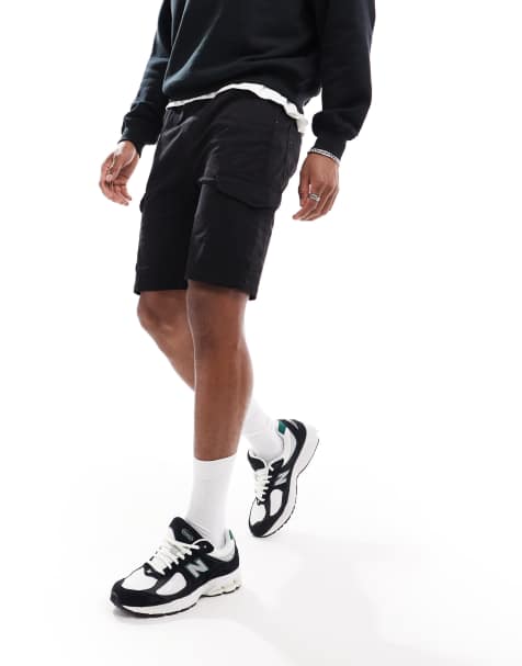 Pantalones cortos cargo negros con acabado tintado de Don't Think Twice - view 1