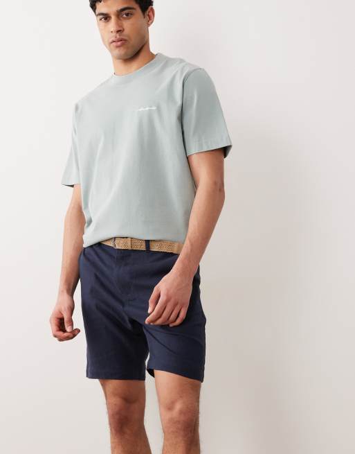 Pantalones cortos chinos azul marino con cinturón de mezcla de lino de Threadbare, 2 de 5