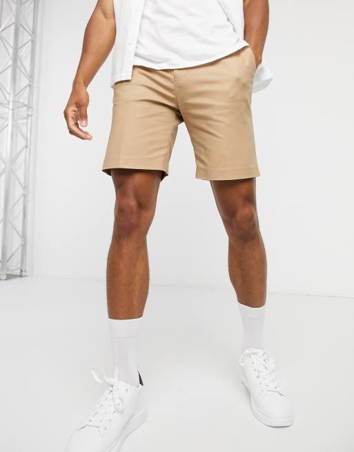 Pantalones cortos chinos color camel de corte pitillo de Topman