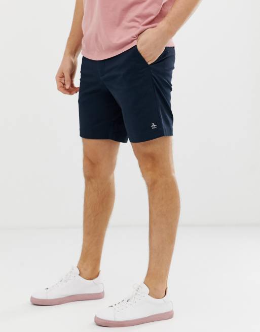 Pantalones cortos chinos de corte slim diseño elástico en azul marino de Original Penguin | ASOS