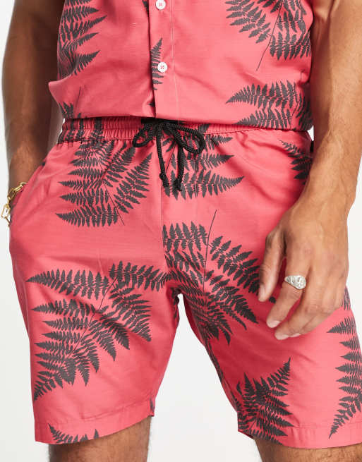 Pantalones cortos color coral con estampado de hojas de Le Breve (parte de un conjunto), 3 de 4