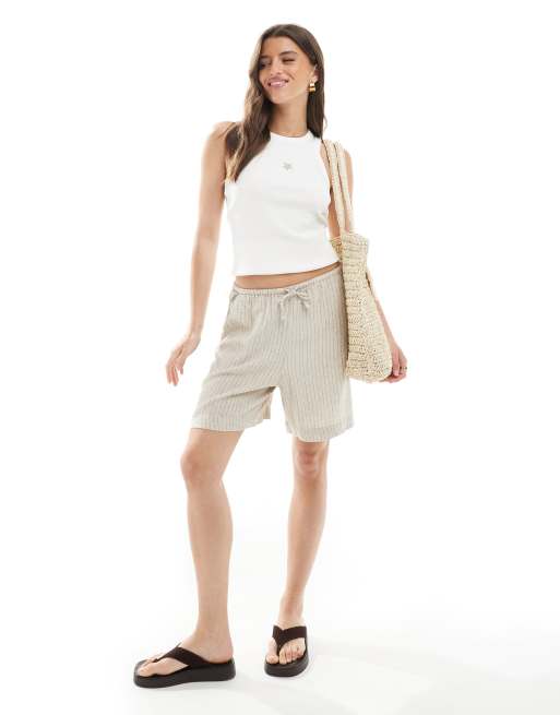 Pantalones cortos color crema a rayas de lino de JJXX