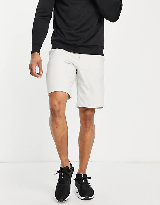 Hombre Pantalones cortos | Pantalones cortos color piedra básicos Flex de Nike Golf - DP45115