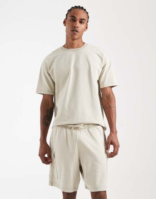 Pantalones cortos color piedra lavado cargo de New Look (parte de un conjunto)