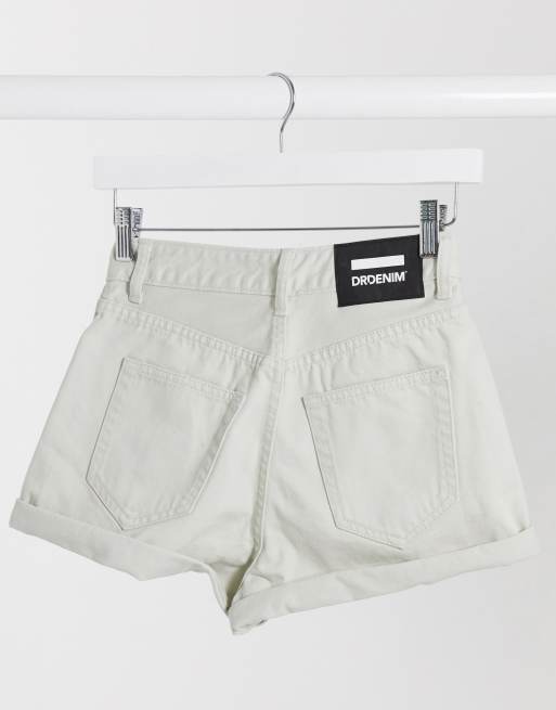 cortos con bajo en color Pinfire desgastado de Dr Denim | ASOS