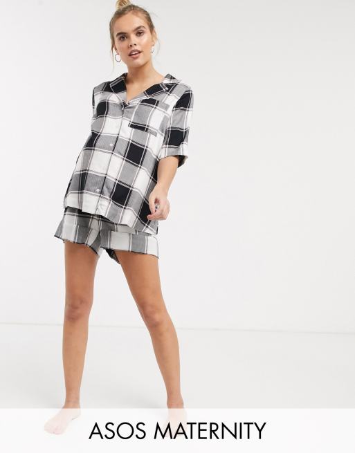 Conjunto de camisa y pantalones cortos con diseño de cuadros saturbae mix & match de ASOS DESIGN Maternity , 3 de 3