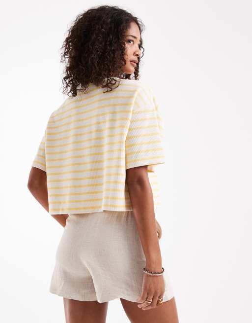 Pantalones cortos dad beis holgados de tejido con lino de ASOS DESIGN, 2 de 5