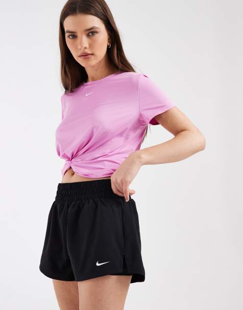 Pantalones cortos de 3" negros de talle medio con diseño 2 en 1 Dri-FIT de Nike One Training - view 1