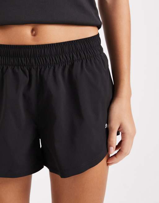 Pantalones cortos de 3" negros Essential de PUMA, 3 de 5