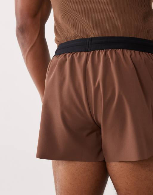Pantalones cortos de 5 cm marrones para correr con cinturilla elástica y bolsillos con cremallera de 4505, 5 de 5