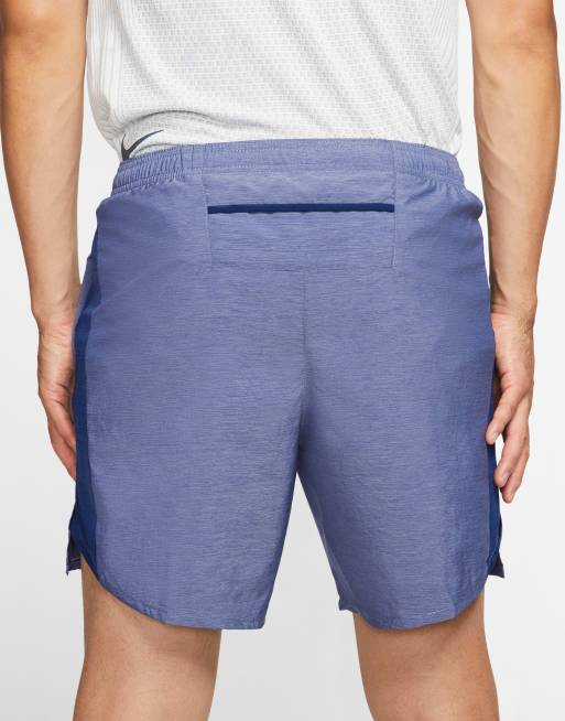 Pantalones cortos de 7" en azul Challenger de Nike Running, 2 de 4