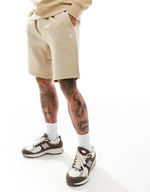 Pantalones cortos de chándal color camel con logo de icono de punto doble de Polo Ralph Lauren (parte de un conjunto)