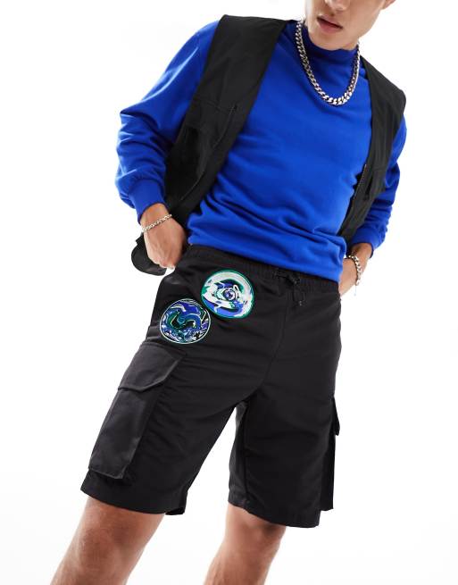 Pantalones cortos de chándal de estilo retro con parches bordados de Karl Kani (parte de un conjunto)