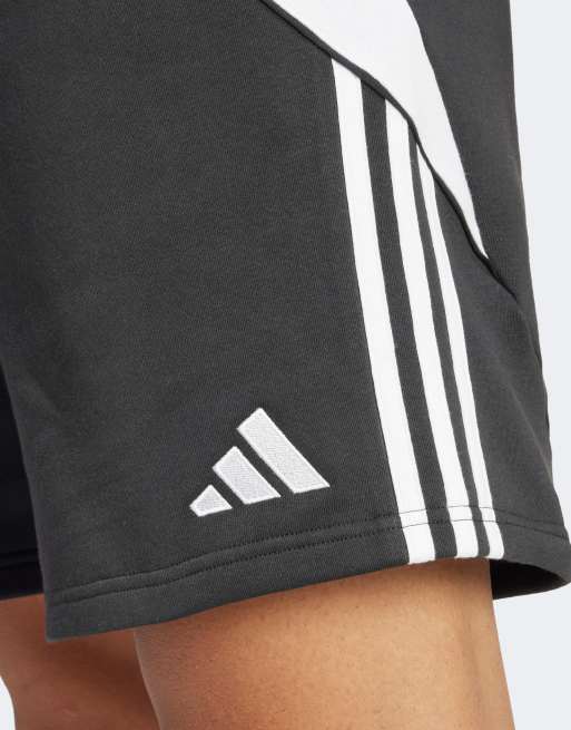 Pantalones cortos de chándal negros Tiro 24 de adidas, 3 de 4