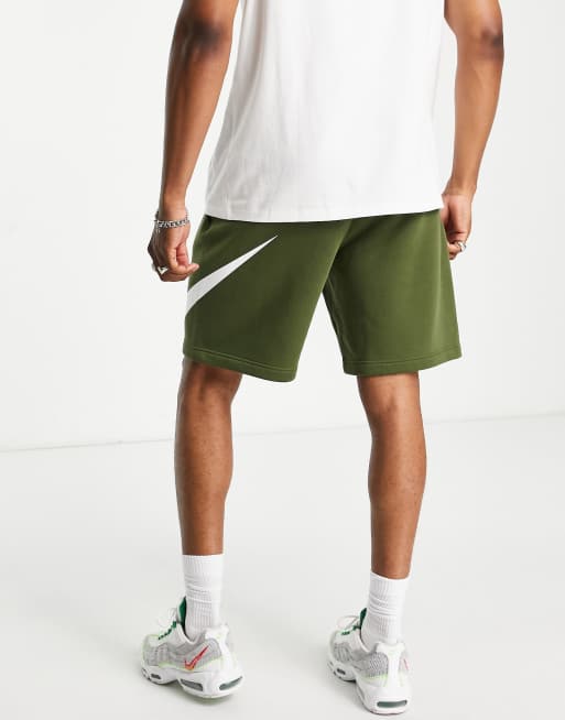 Pantalones cortos de chándal militar con grande Club de Nike | ASOS