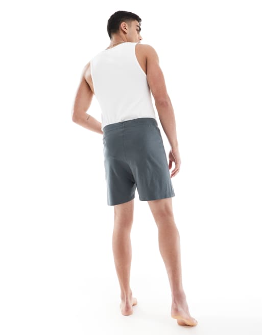 Pantalones cortos de estar por casa gris sombra con cordón ajustable de ASOS DESIGN, 3 de 4