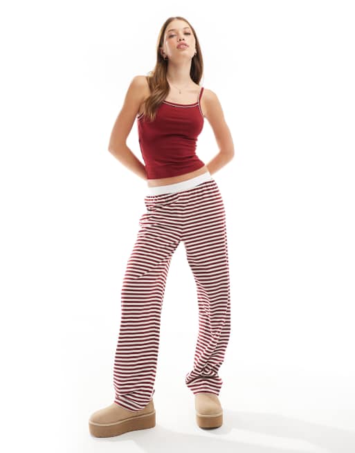 Pantalones cortos de pijama a rayas burdeos con ribete de puntilla y cinturilla a la vista Mix & Match de ASOS DESIGN