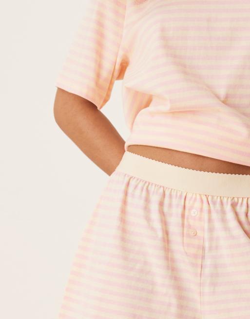 Pantalones cortos de pijama rosas a rayas con vuelo Mix & Match de ASOS DESIGN, 4 de 5