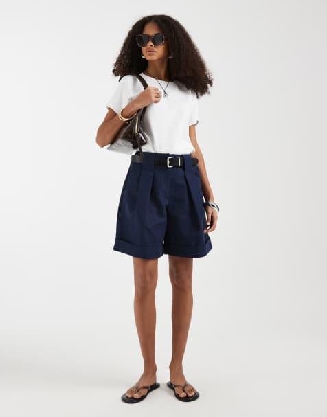 Pantalones cortos de sastre azul marino con bajos vueltos y cinturón de ASOS DESIGN - view 1