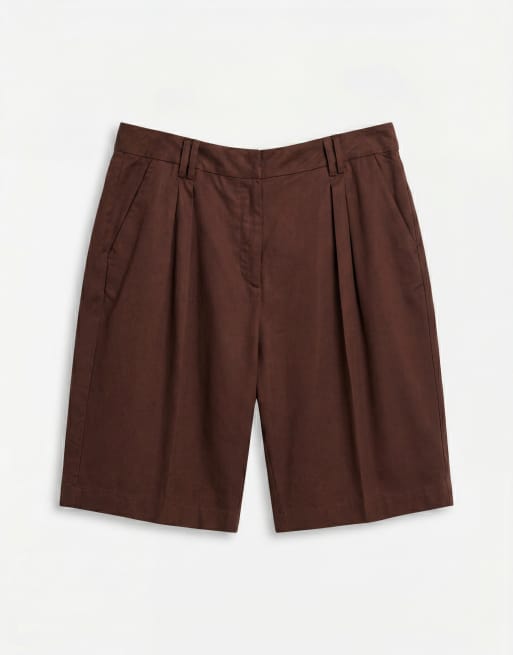 Pantalones cortos de sastre marrones estilo bermudas de mezcla de lino de ASOS DESIGN Curve, 6 de 7