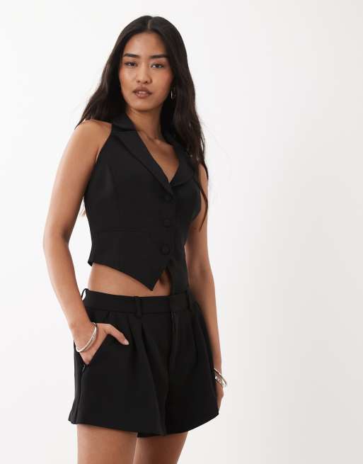 Traje negro Luxe de Good American, 2 de 3