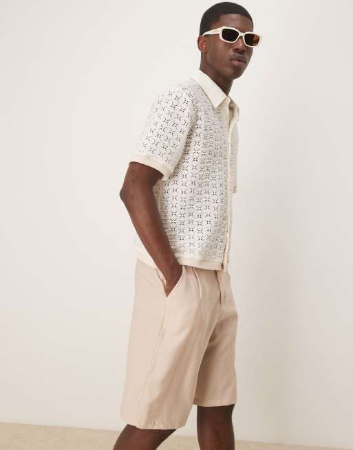 Pantalones cortos de vestir beis extragrandes de estilo bermudas