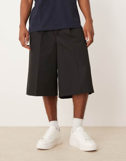 Pantalones cortos de vestir negros estilo bermudas extragrandes con pinza delantera de ASOS DESIGN, 3 de 5