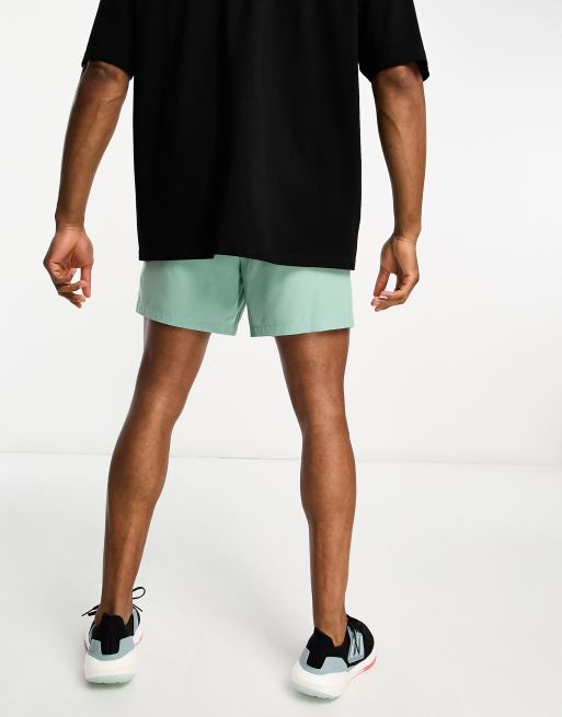 Pantalones cortos deportivos de 13 cm verdes de secado rápido Icon de ASOS 4505 , 2 de 4