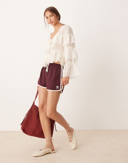 Pantalones cortos granates de estilo deportivo con tres rayas de adidas Originals