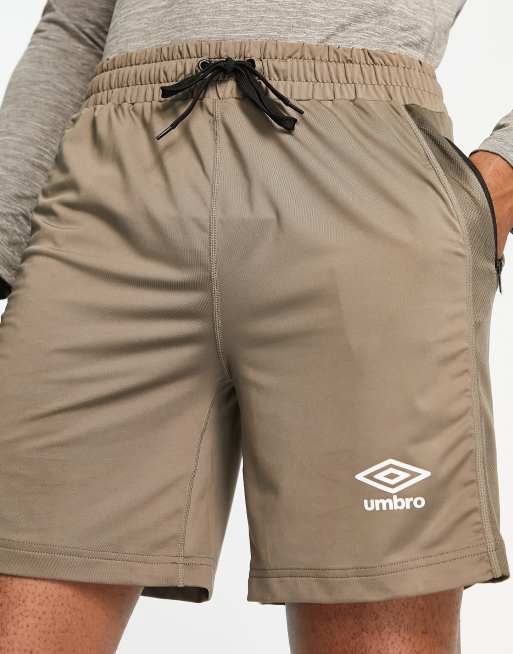 Pantalones cortos umbro hot sale