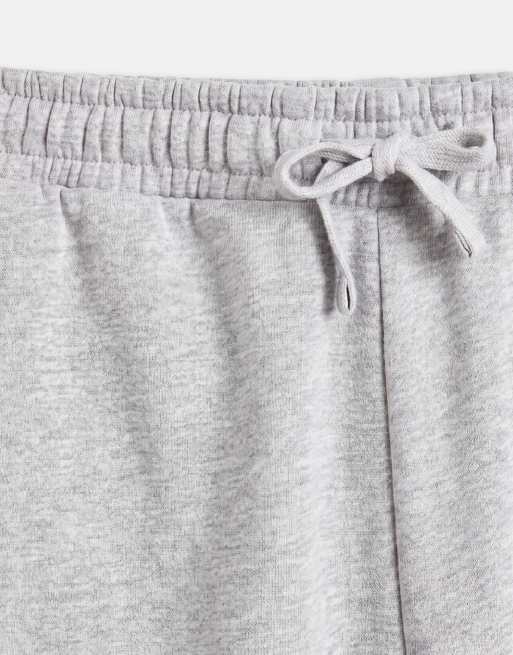 Pantalones cortos gris jaspeado de tejido de sudadera de New Look, 8 de 9