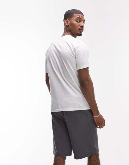 Pantalones cortos gris lavado de corte alargado con panel texturizado de Topman, 4 de 5