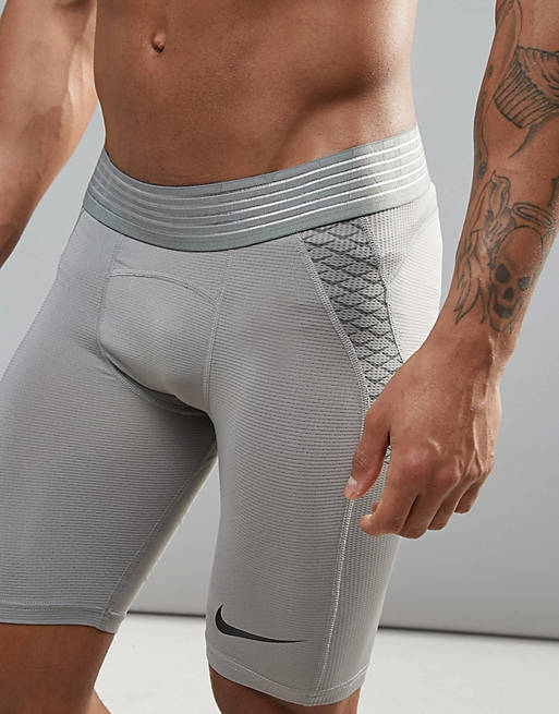 Céntrico Oral pedal Pantalones cortos grises 828158-003 Pro Hypercool de Nike Training | ASOS